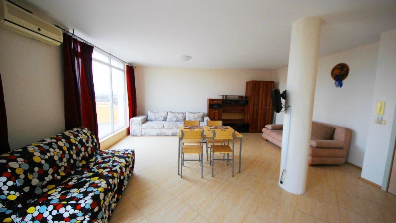 Photo of Livingroom in Aheloy