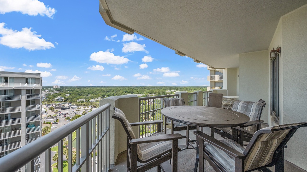 Photo of Patio Balcony in Arcadian Shores