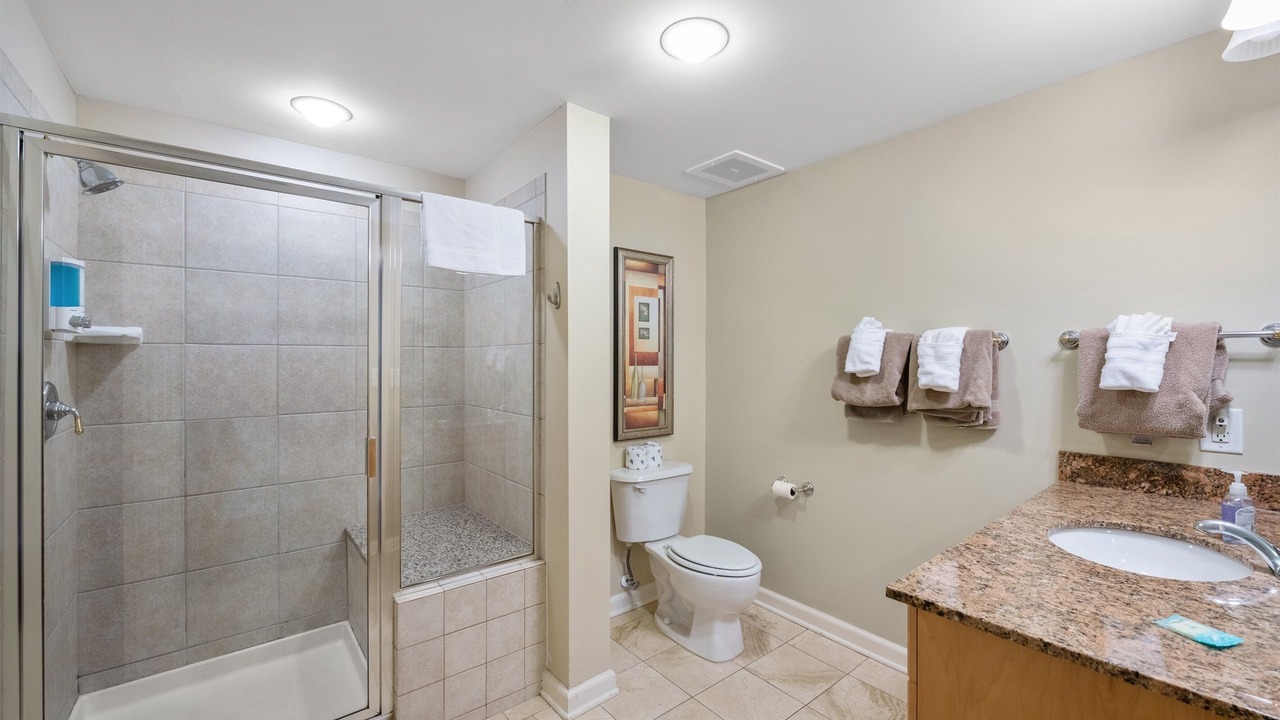 Photo of Bathroom in Arcadian Shores
