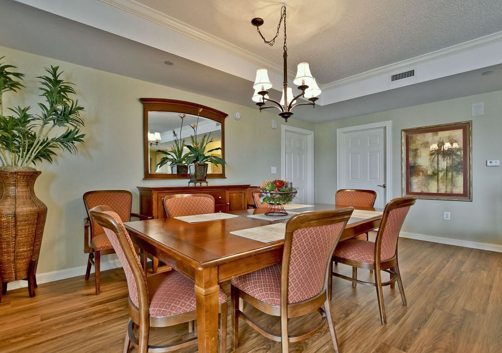 Photo of Livingroom in Arcadian Shores