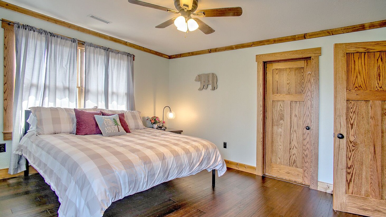 Photo of Bedroom in Chalet Village North