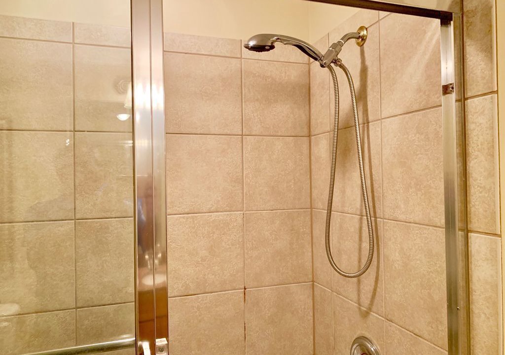 Photo of Bathroom in Arcadian Shores