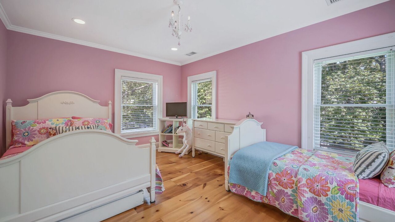 Photo of Bedroom in Greenport