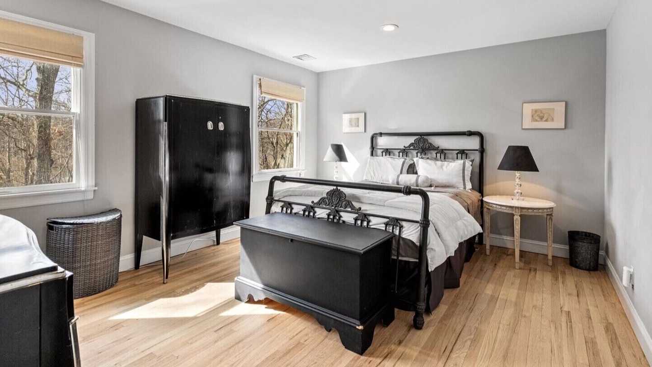 Photo of Bedroom in Westhampton