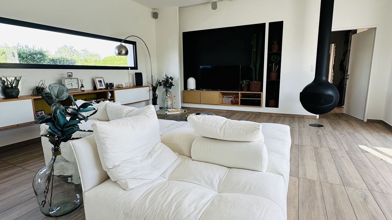 Photo of Livingroom in Montelimar