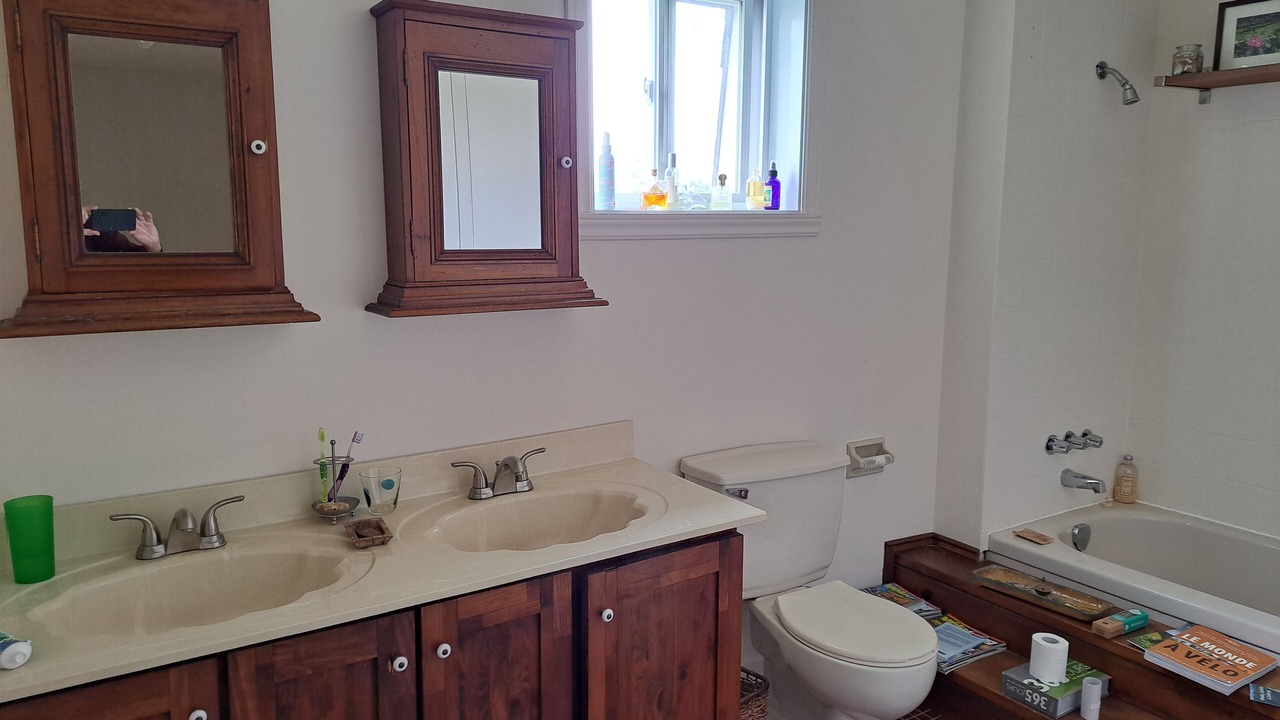 Photo of Bathroom in Saint-Bruno-de-Montarville