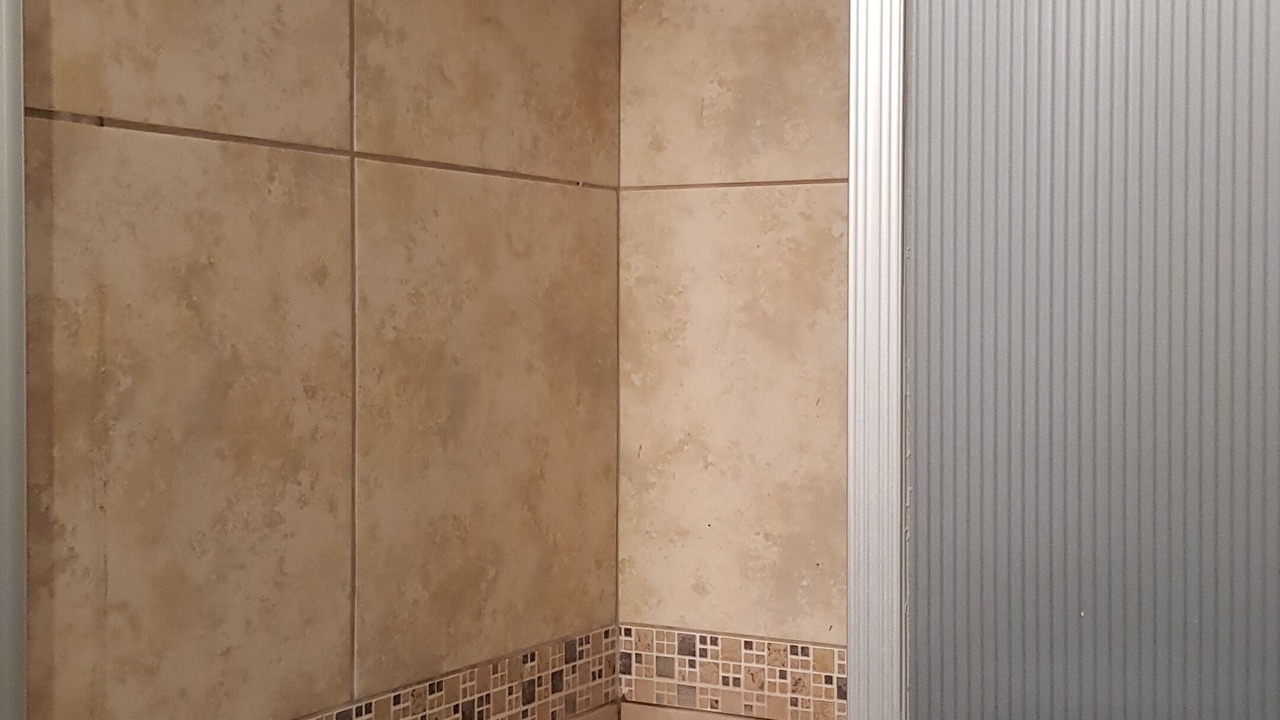 Photo of Bathroom in Leuro