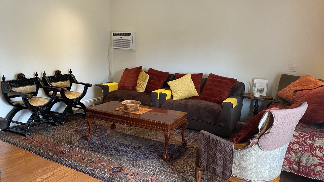 Photo of Livingroom in Wilshire Montana