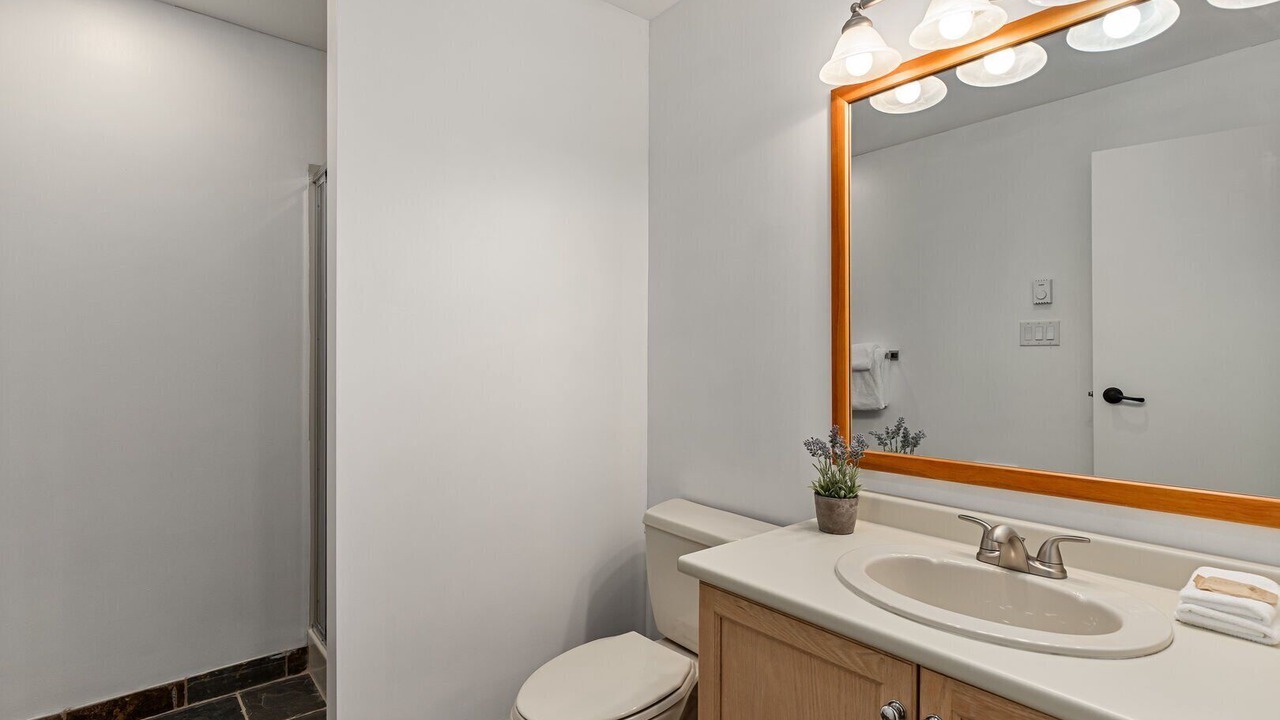 Photo of Bathroom in Blueberry Hill
