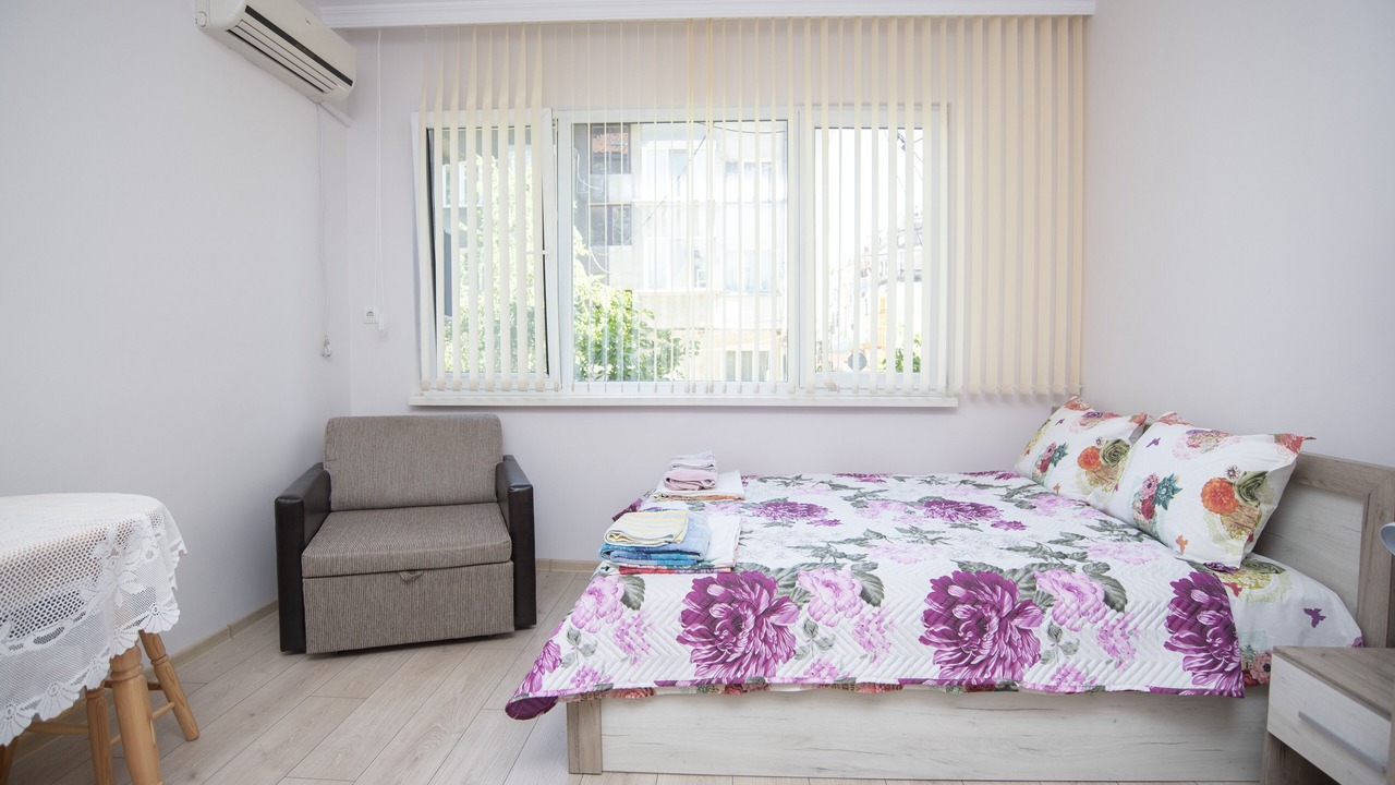 Photo of Bedroom in Burgas Center