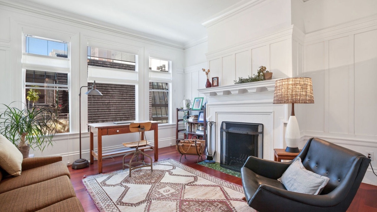 Photo of Livingroom in Lower Nob Hill