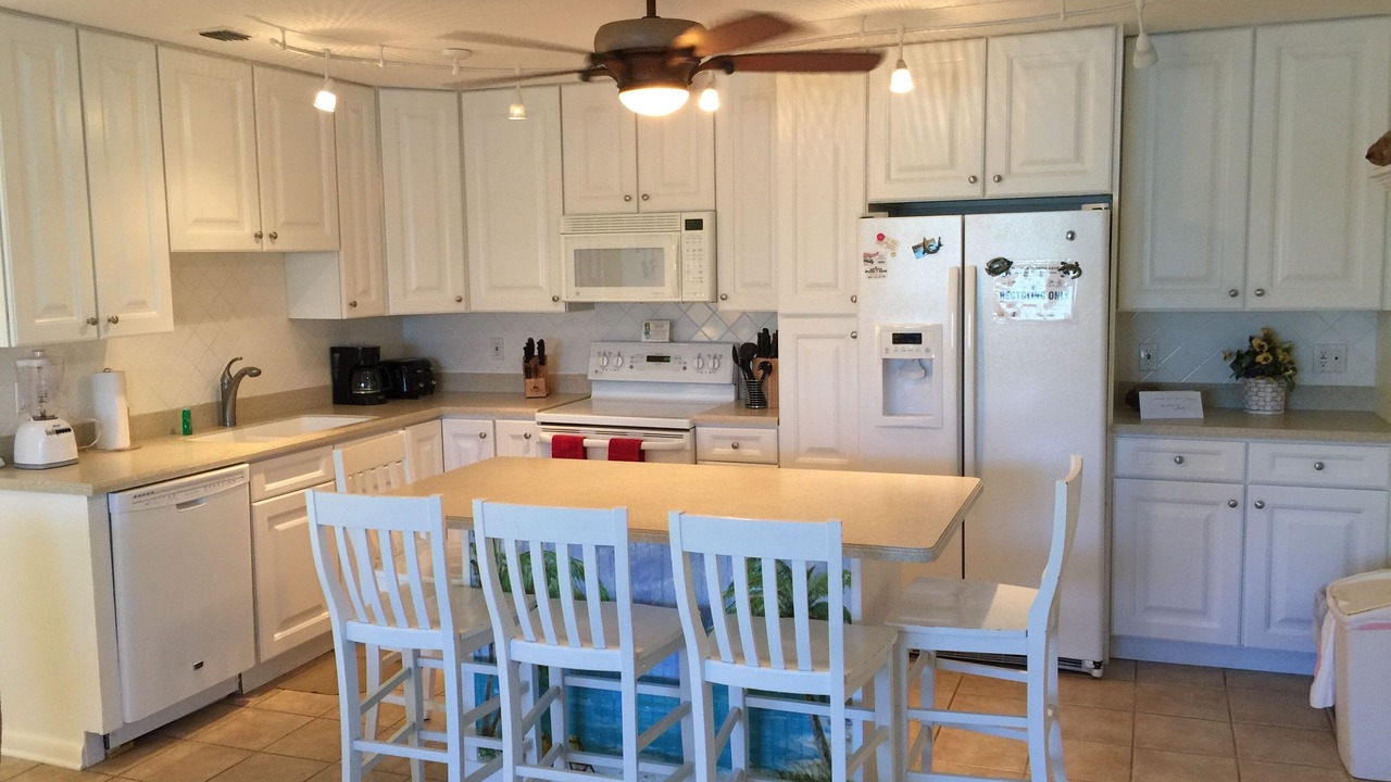 Photo of Kitchen in Key Colony Beach