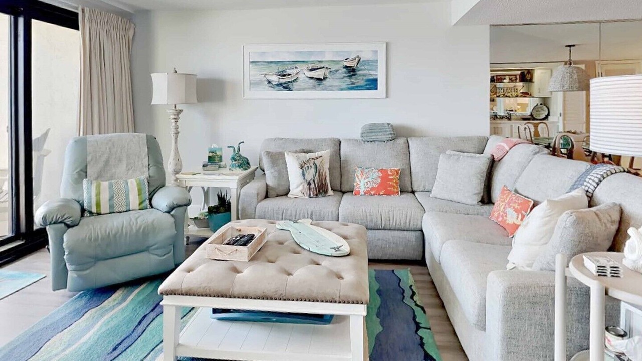 Photo of Livingroom in Litchfield by the Sea