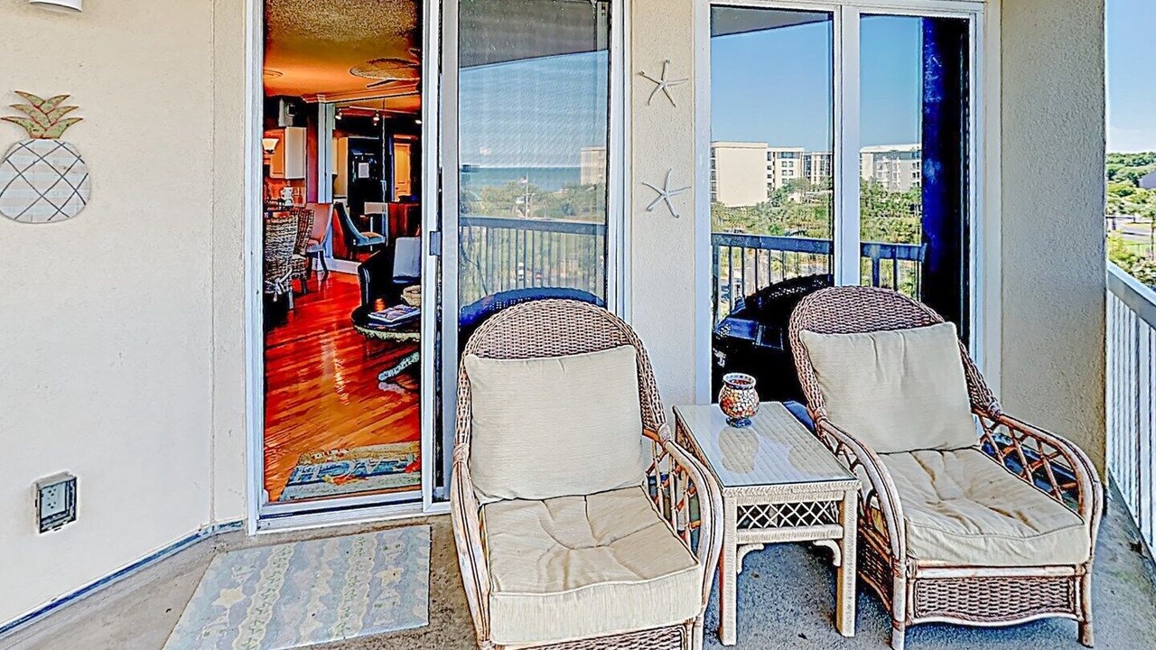 Photo of Patio Balcony in Litchfield by the Sea