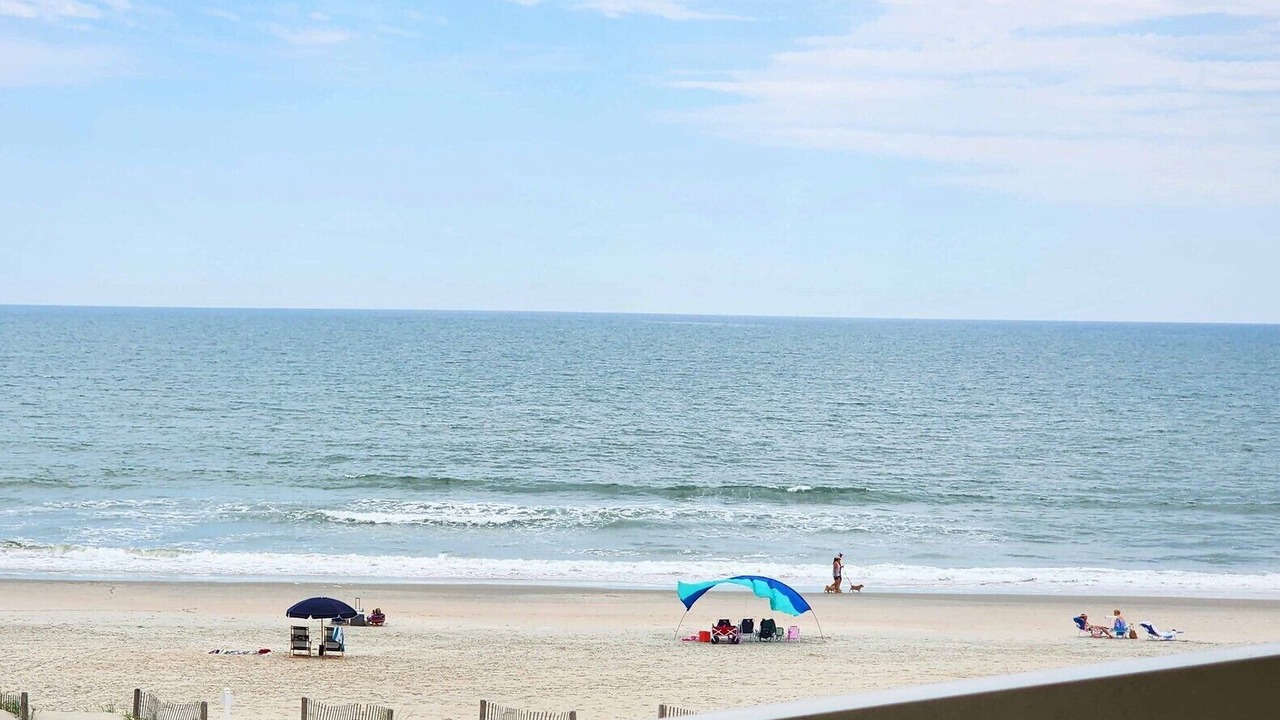 Photo of Patio Balcony in Litchfield by the Sea