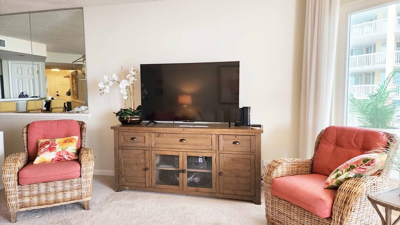 Photo of Livingroom in Litchfield by the Sea