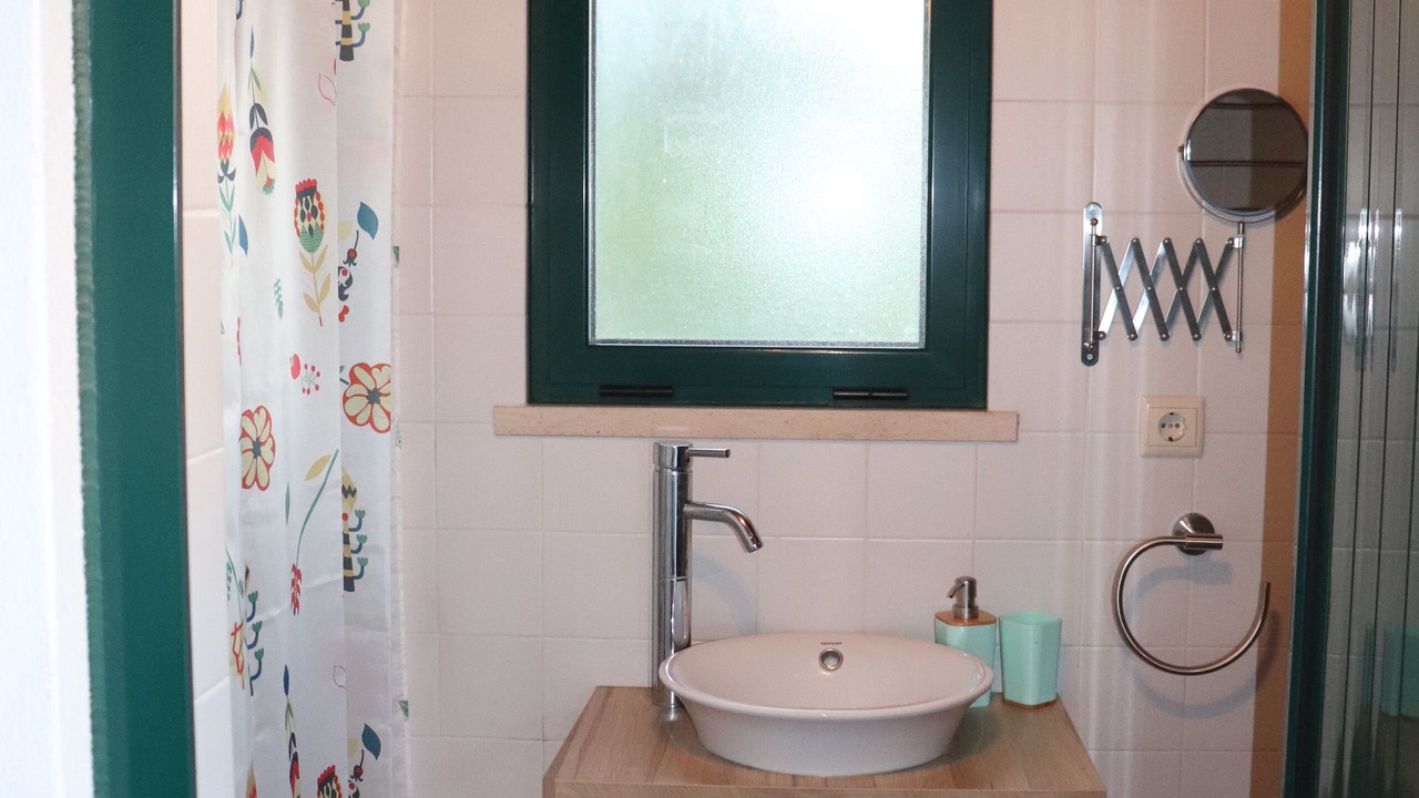Photo of Bathroom in Santa Maria dos Olivais