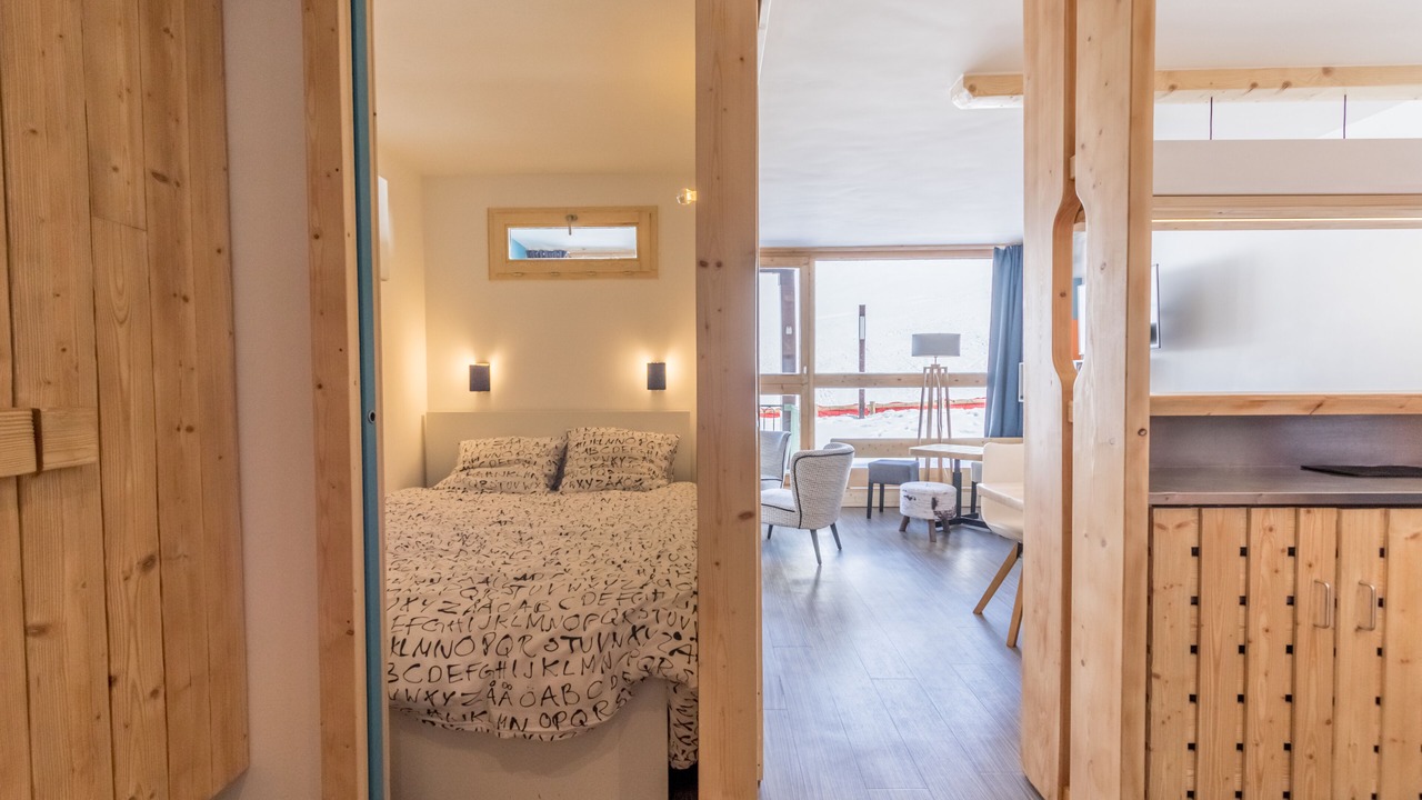 Photo of Bedroom in Arc-1800