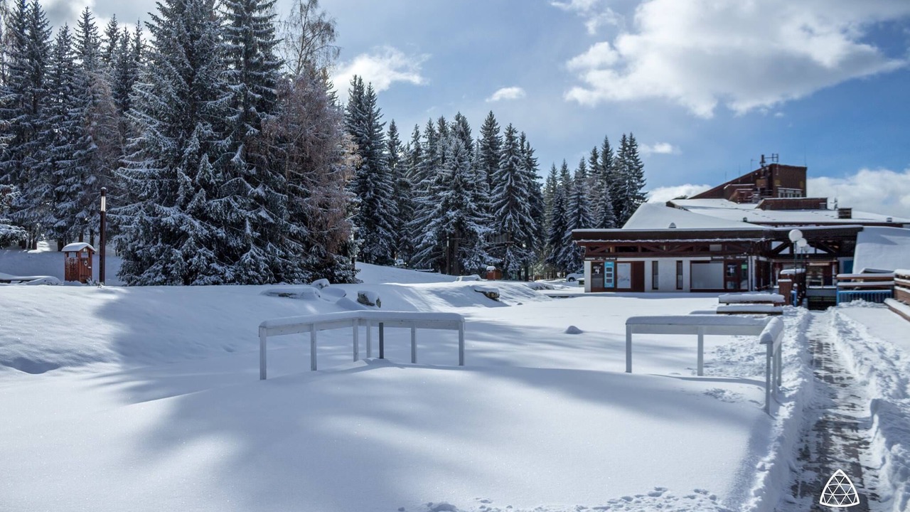 Photo of Outdoor in Arc-1800