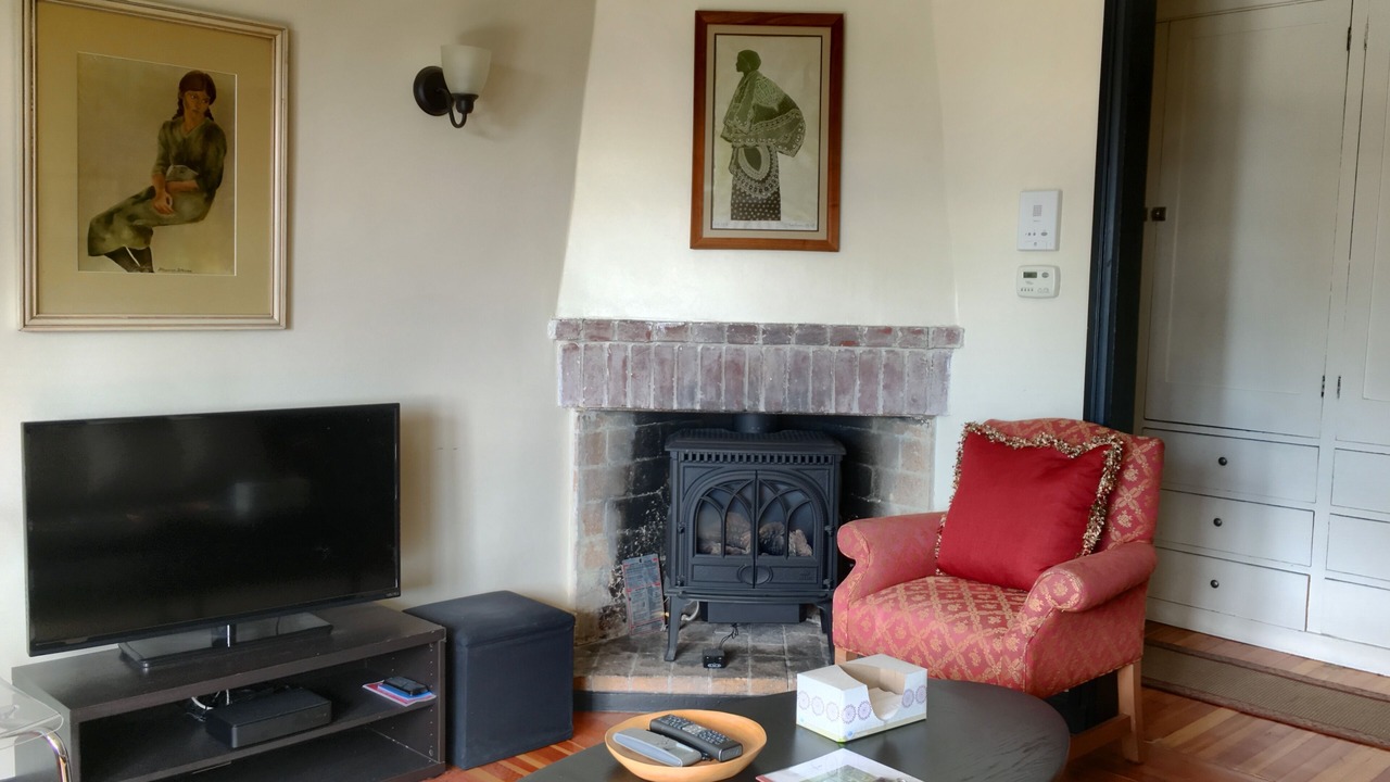 Photo of Bedroom in Berkeley Hills