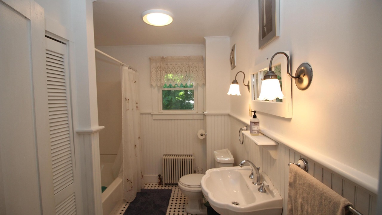 Photo of Bathroom in Bellows Falls