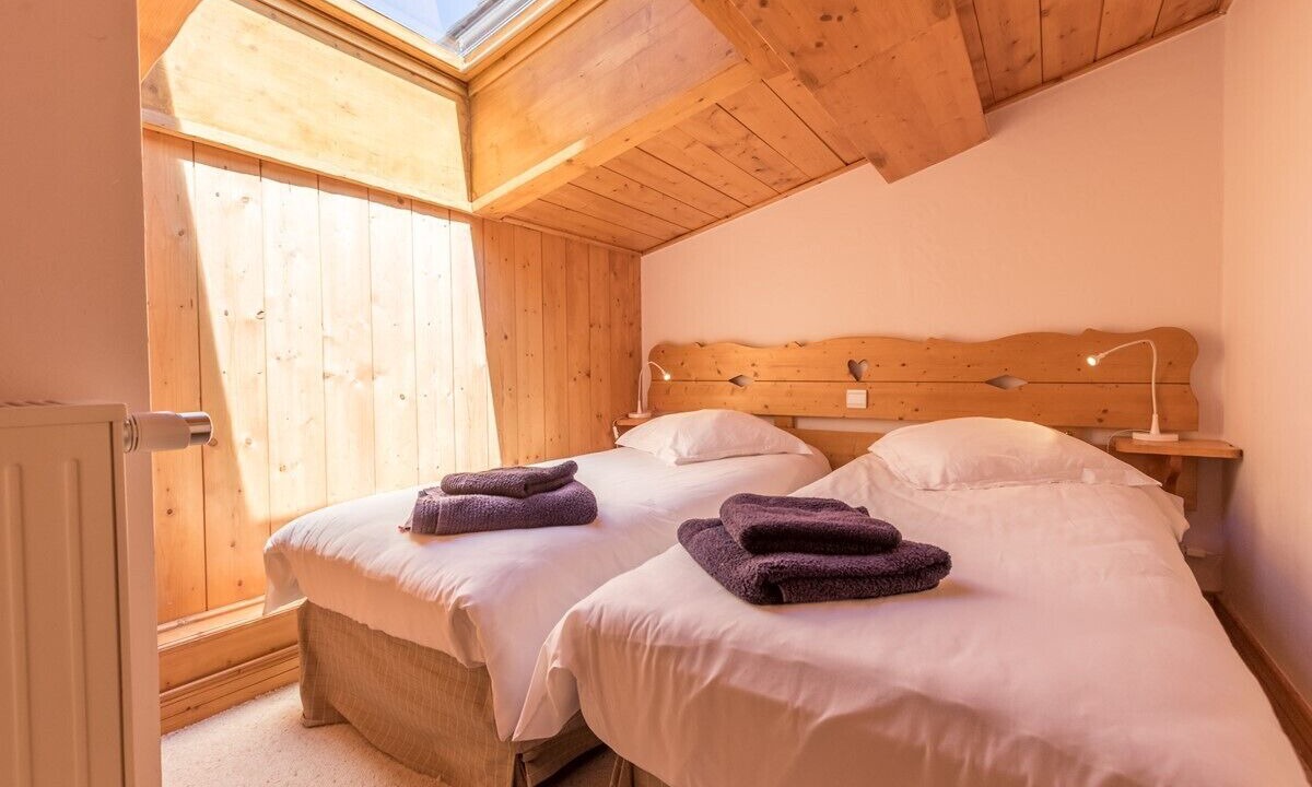 Photo of Bedroom in Arc-1800