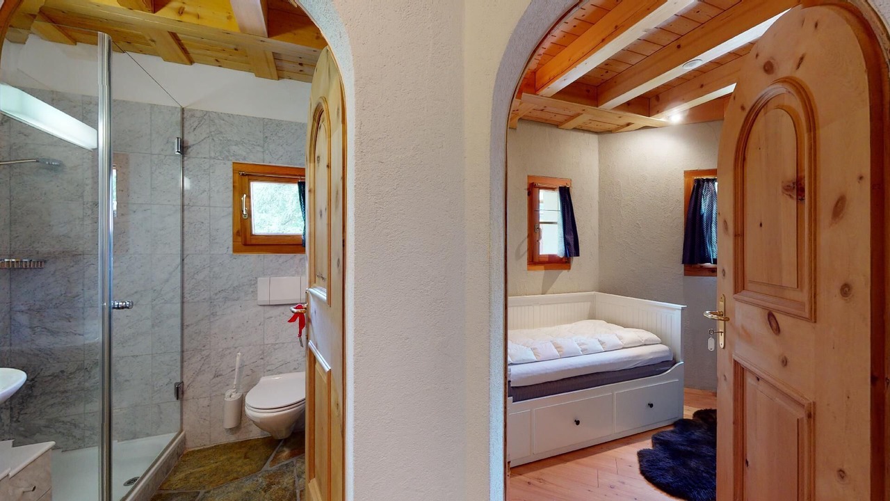 Photo of Bathroom in Surlej