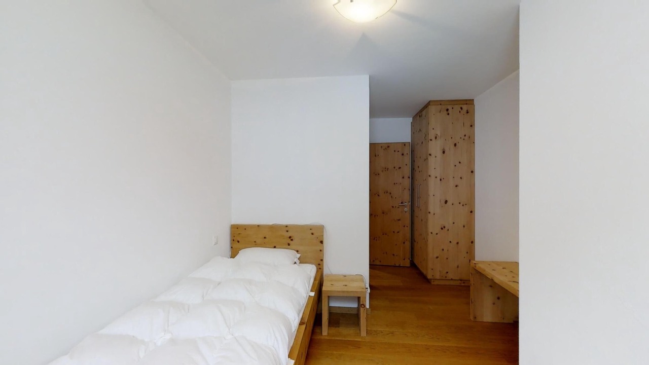 Photo of Bedroom in Madulain