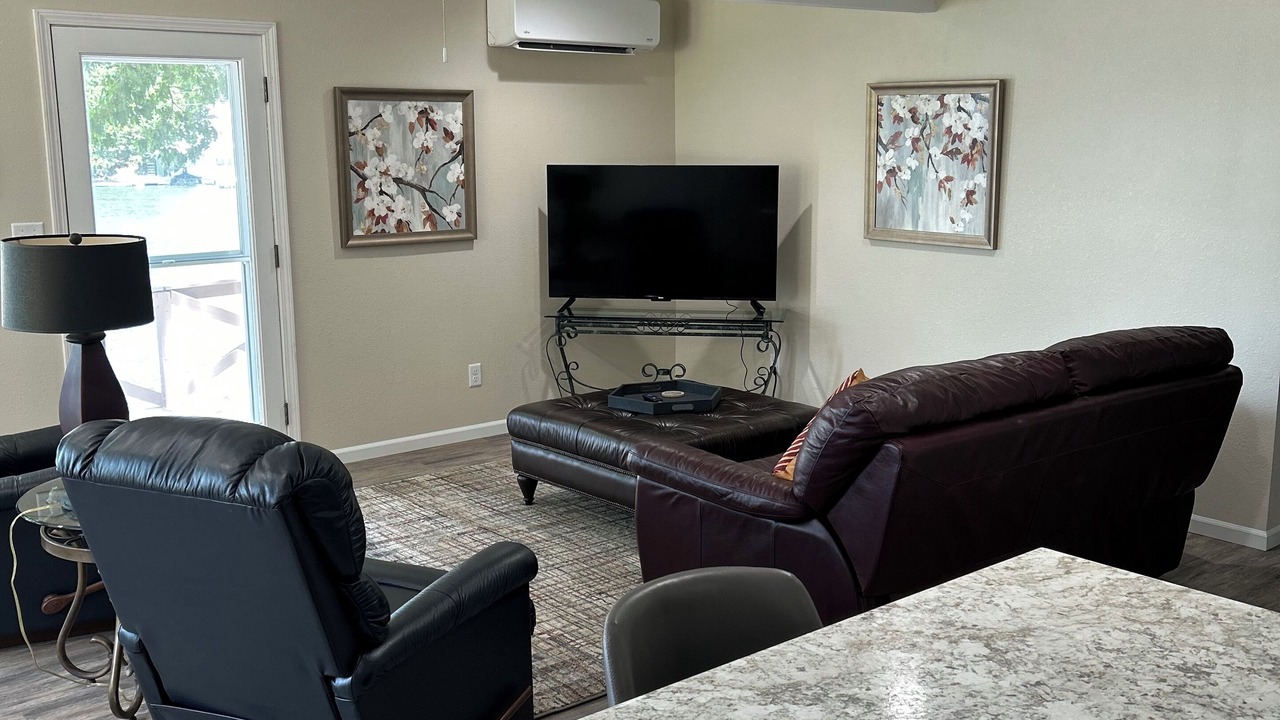 Photo of Livingroom in Osage Beach