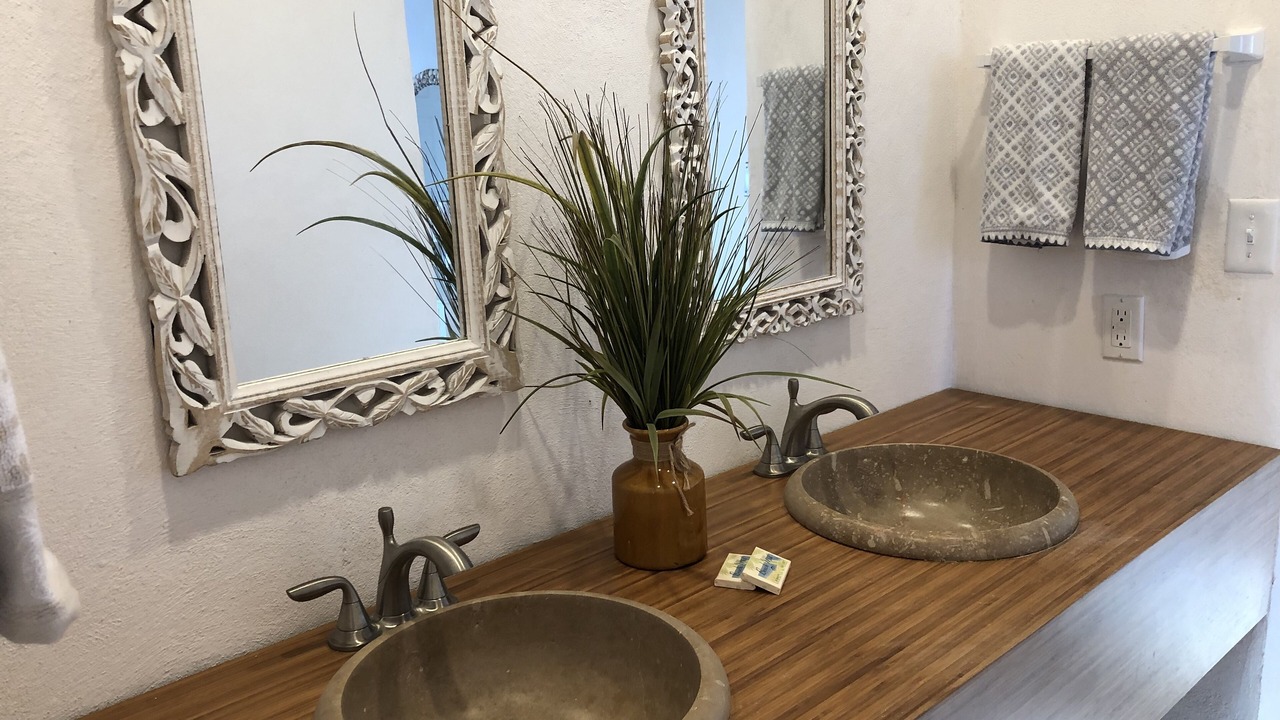 Photo of Bathroom in North Palmetto Point