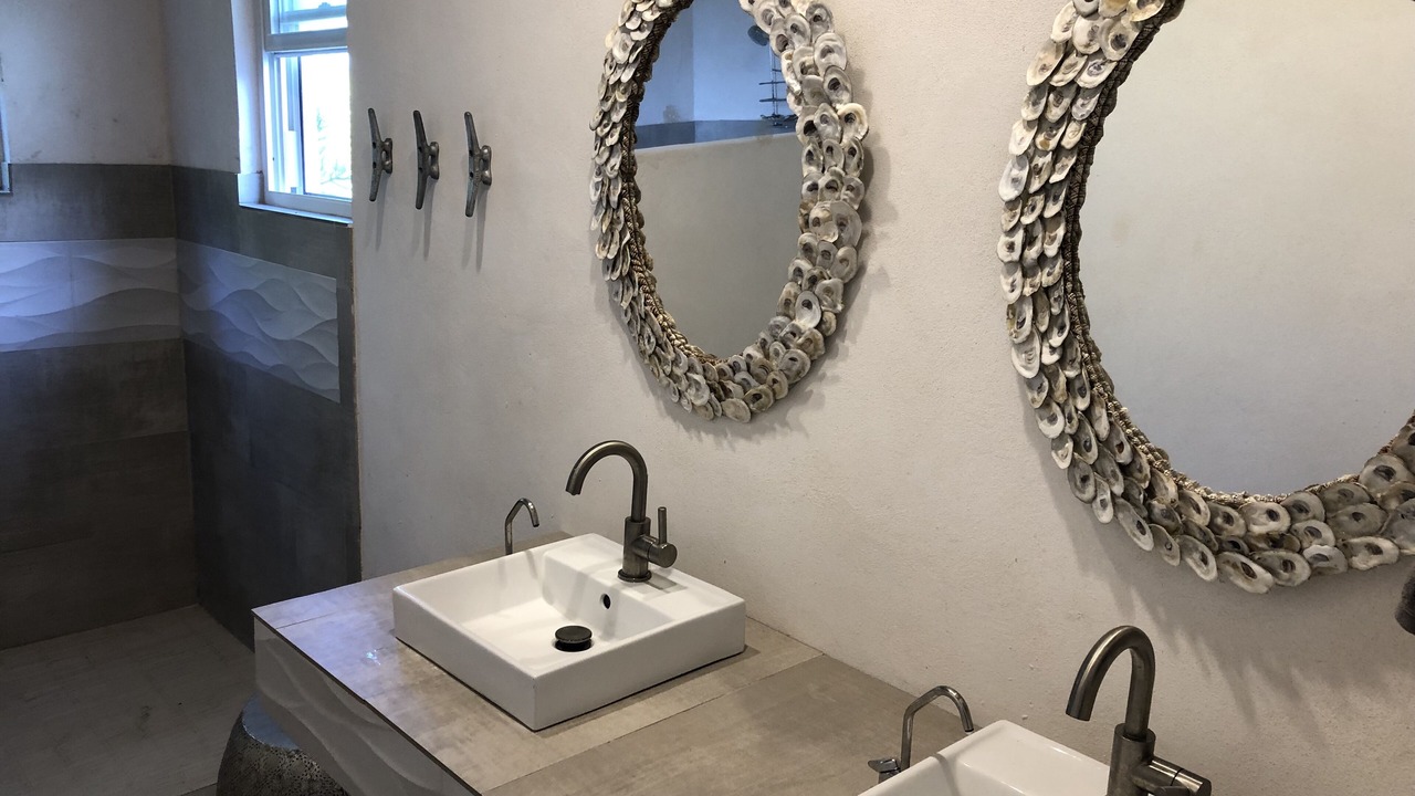 Photo of Bathroom in North Palmetto Point