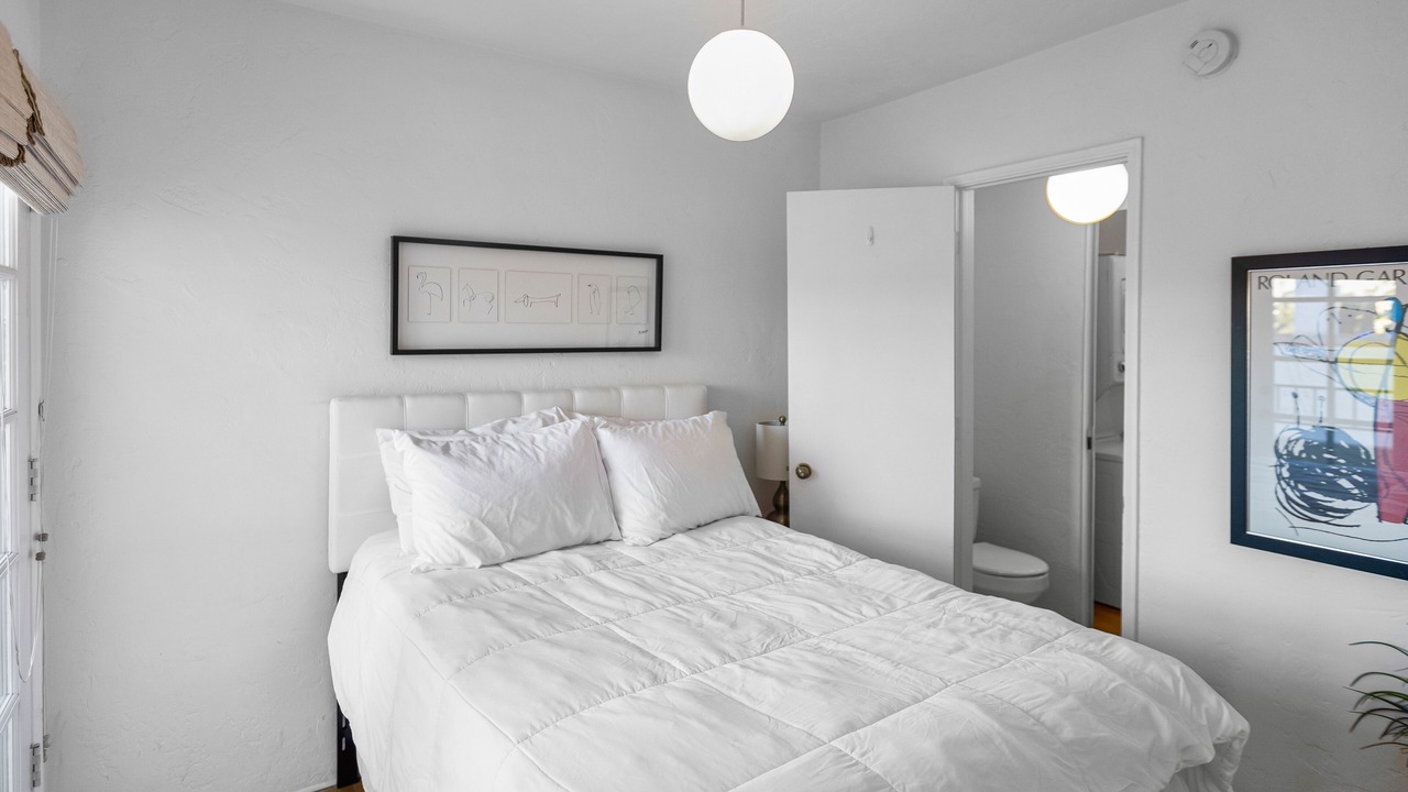 Photo of Bedroom in Hollywood Hills
