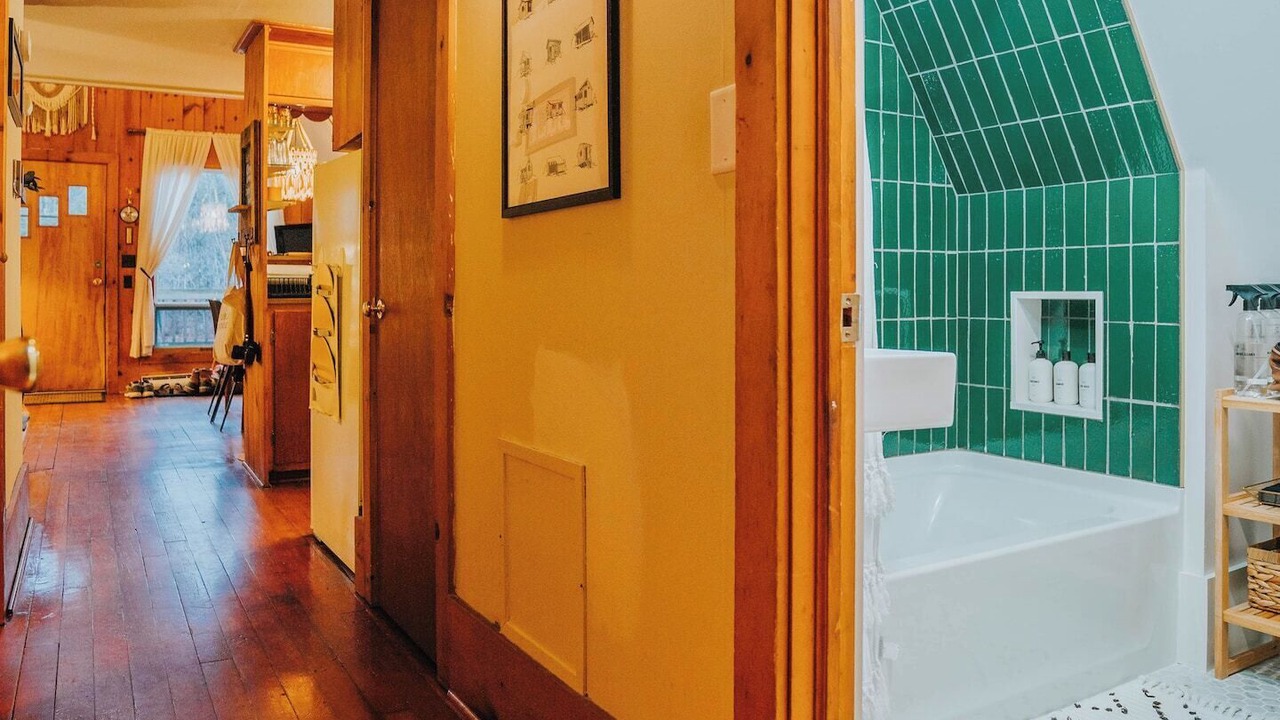 Photo of Bathroom in Stratton and Bromley Ski Areas