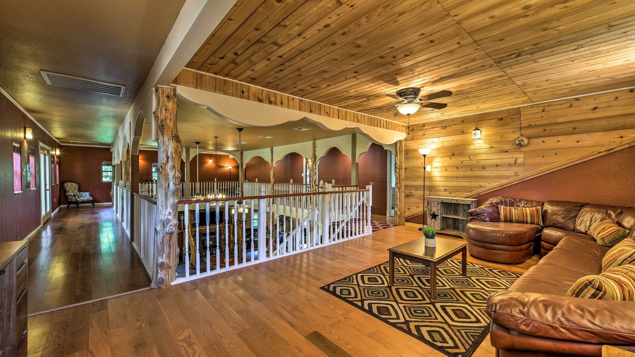 Photo of Bedroom in Conroe