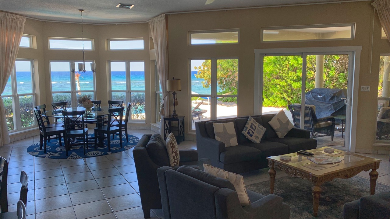 Photo of Livingroom in North Side