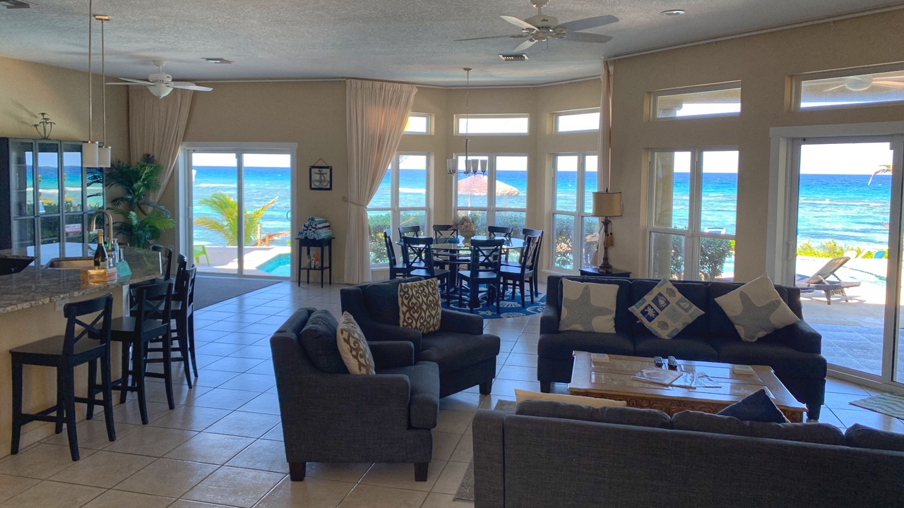Photo of Livingroom in North Side