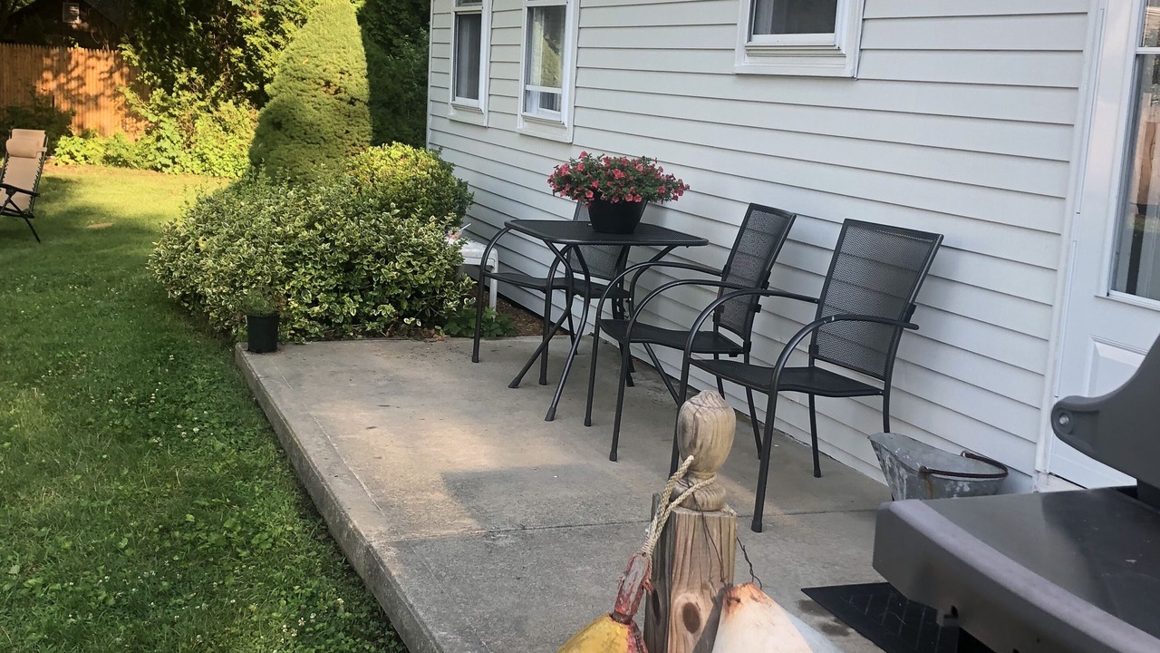 Photo of Patio Balcony in Mystic - New London