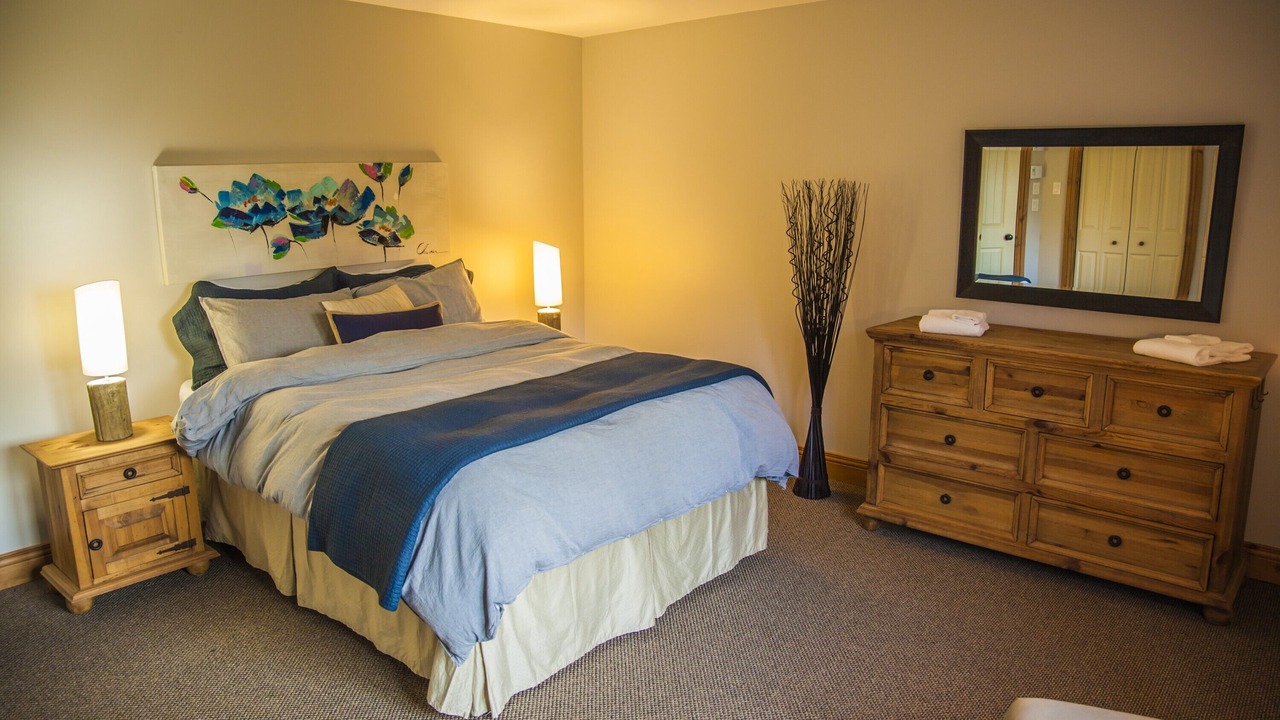 Photo of Bedroom in Petite-Riviere-Saint-Francois