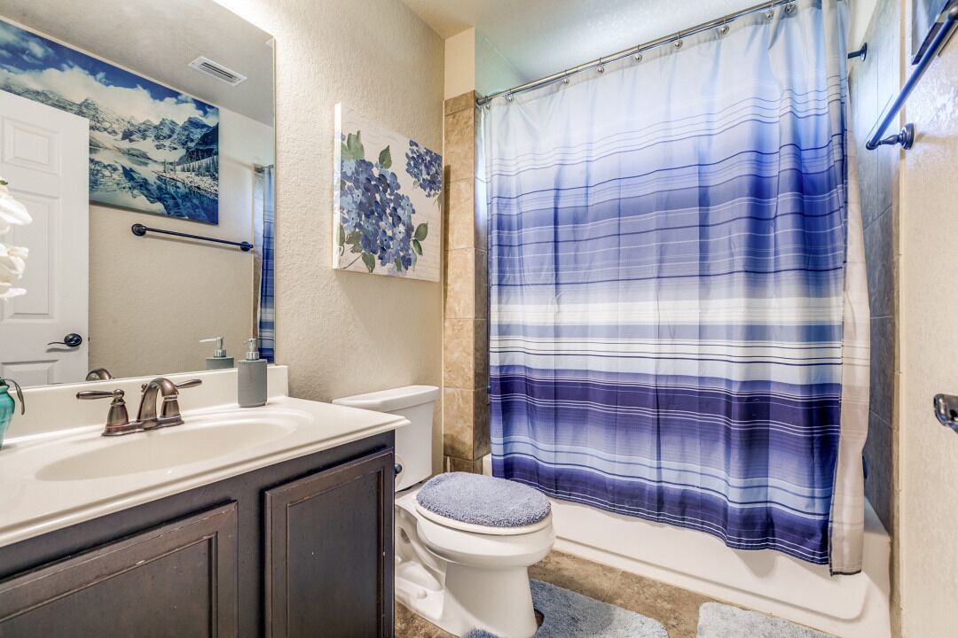 Photo of Bathroom in Pipers Meadow