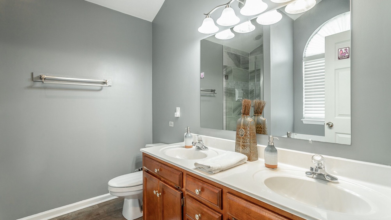 Photo of Bathroom in East Brainerd