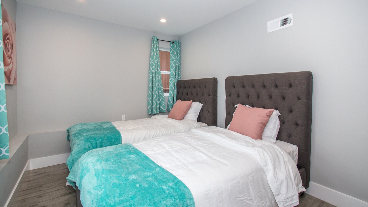 Photo of Bedroom in Daly City