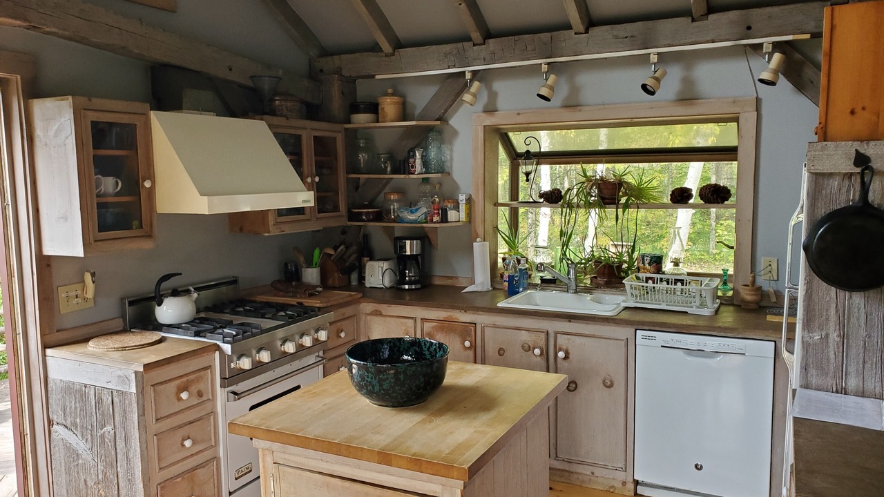 Photo of Kitchen in Stratton and Bromley Ski Areas