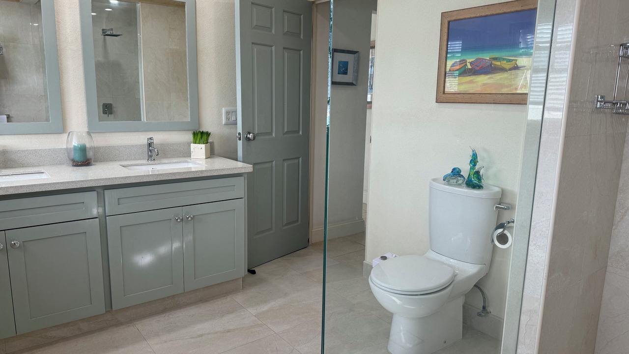 Photo of Bathroom in St. Lawrence Gap