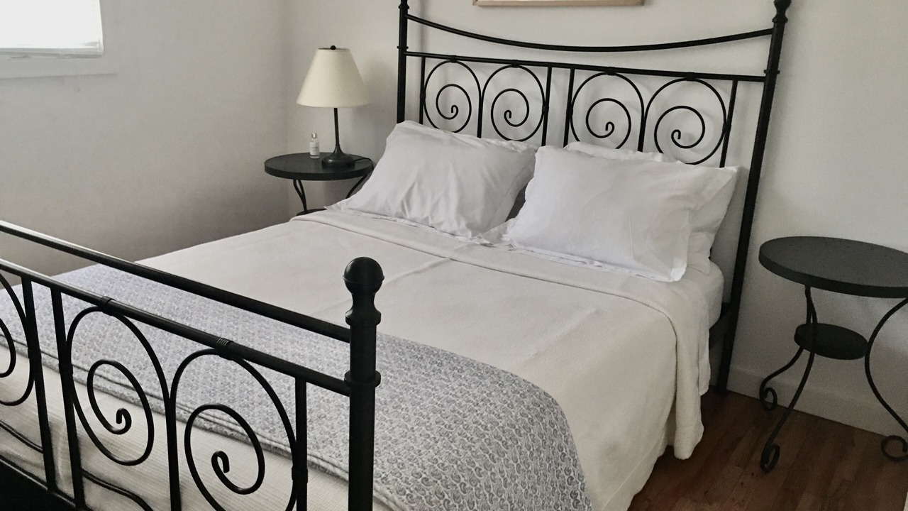 Photo of Bedroom in Hay Beach