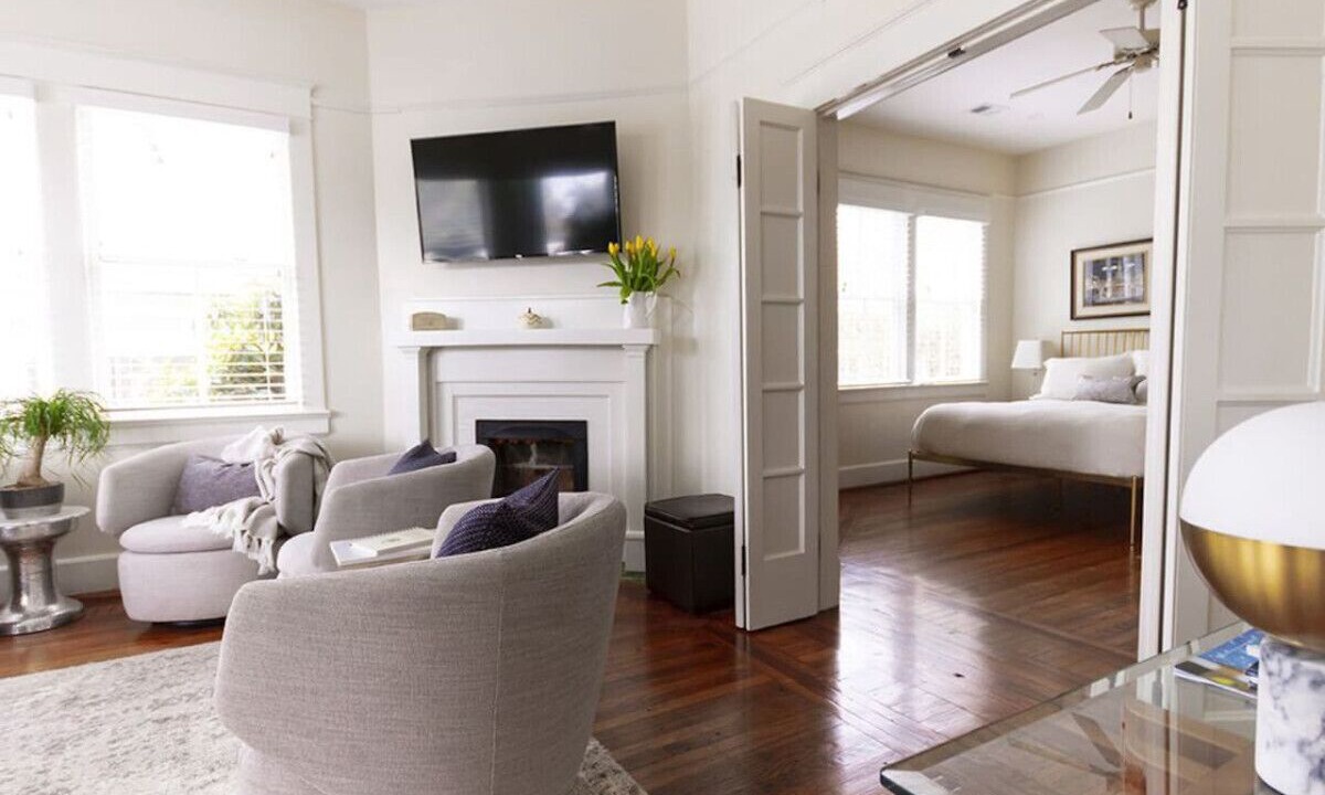 Photo of Livingroom in Cannonborough Elliotborough