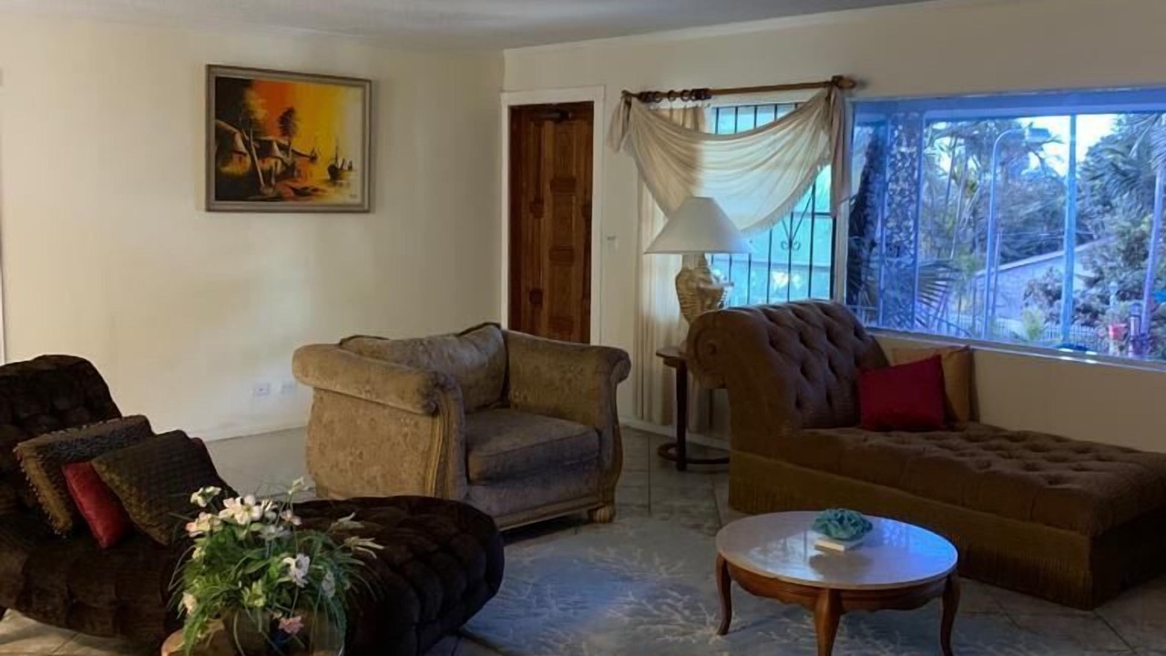 Photo of Bedroom in Nassau