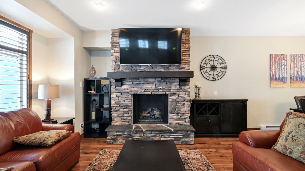 Photo of Livingroom in Snow Pine Estates