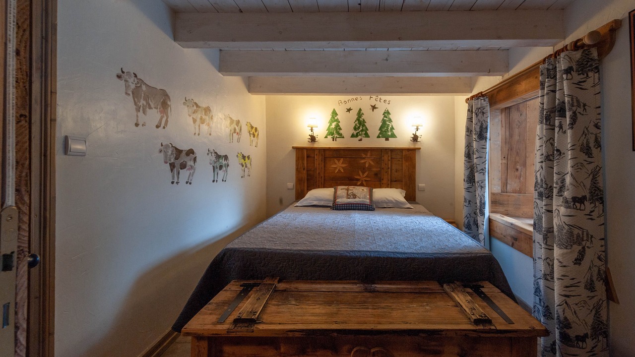 Photo of Bedroom in Praranger
