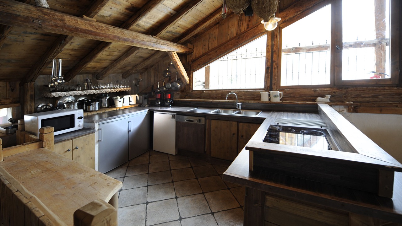Photo of Kitchen in Praranger