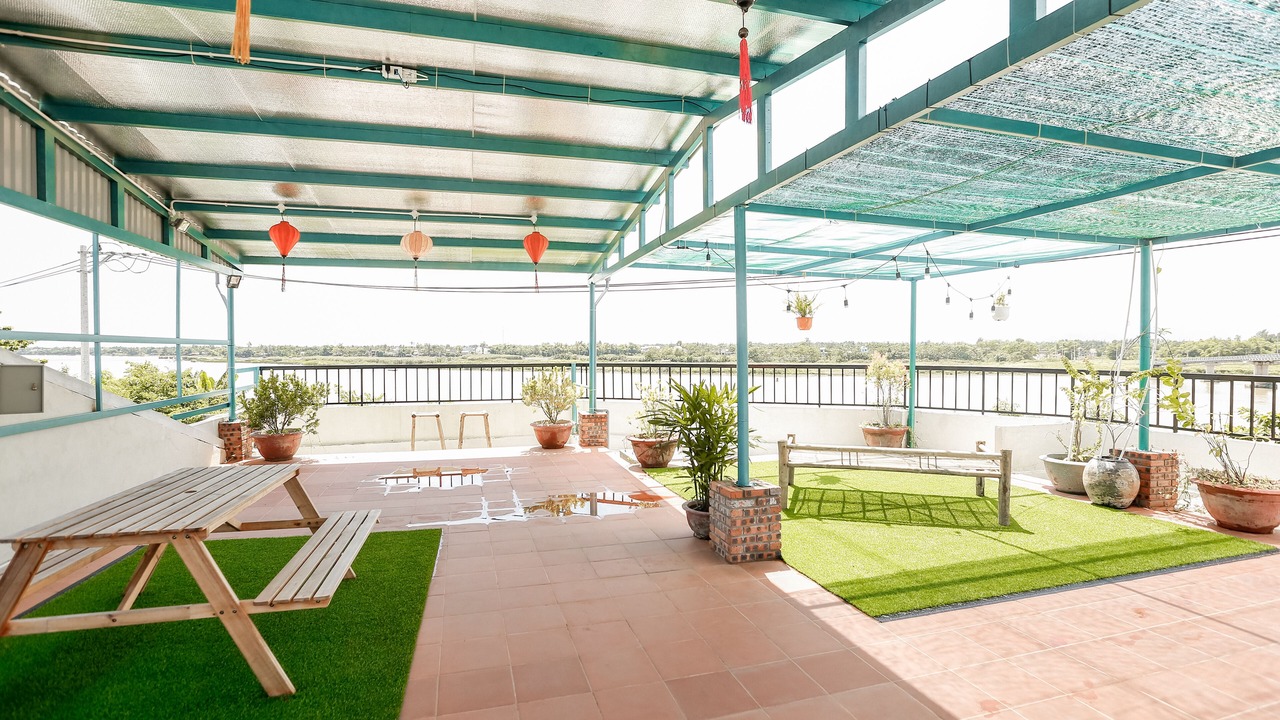Photo of Patio Balcony in Minh An